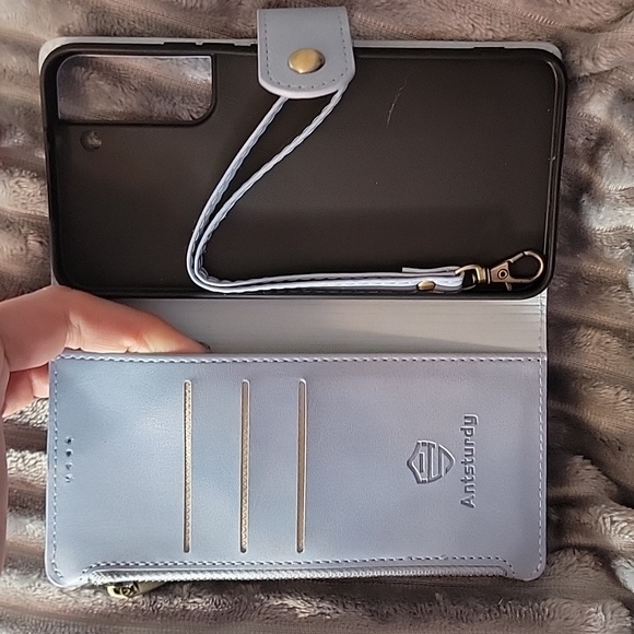 Samsung S22 Plus wallet case - Picture 4 of 5